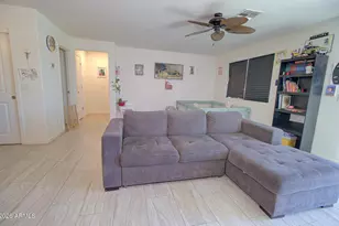 12179 W Jenero Dr, Arizona City, AZ 85123 - Photo 10