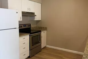 10639 W Coggins Dr, Sun City, AZ 85351 - Photo 14