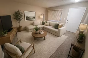10639 W Coggins Dr, Sun City, AZ 85351 - Photo 2