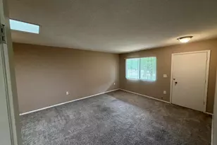 10639 W Coggins Dr, Sun City, AZ 85351 - Photo 16