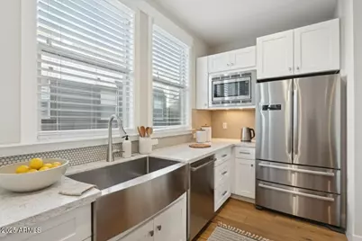 1400 E Bethany Home Road #Unit 22, Phoenix, AZ 85014 - Photo 12