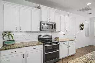 921 S Annie Ln, Gilbert, AZ 85296 - Photo 8
