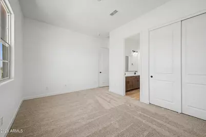 15799 W Desert Hollow Drive, Surprise, AZ 85387 - Photo 24