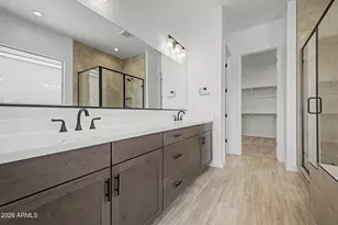 15799 W Desert Hollow Dr, Surprise, AZ 85387 - Photo 20