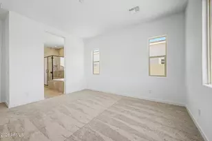 15799 W Desert Hollow Dr, Surprise, AZ 85387 - Photo 18