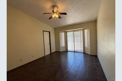 4877 Los Reyes Drive, Sierra Vista, AZ 85635 - Photo 12