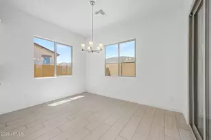 15819 W Desert Hollow Dr, Surprise, AZ 85387 - Photo 10