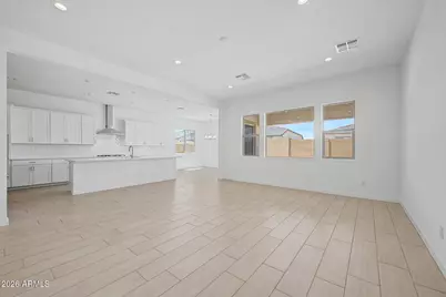 15819 W Desert Hollow Drive, Surprise, AZ 85387 - Photo 6