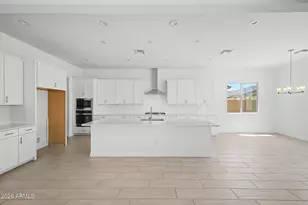 15819 W Desert Hollow Dr, Surprise, AZ 85387 - Photo 2