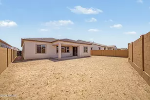 15819 W Desert Hollow Dr, Surprise, AZ 85387 - Photo 30