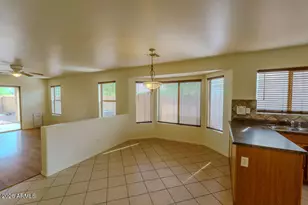 1608 W Chanute Pass, Phoenix, AZ 85041 - Photo 6