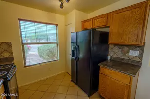 1608 W Chanute Pass, Phoenix, AZ 85041 - Photo 4
