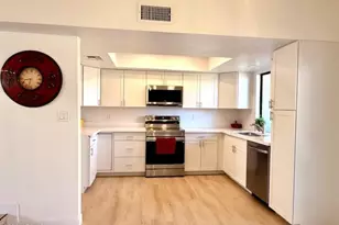 2524 S El Paradiso Dr, Mesa, AZ 85202 - Photo 8