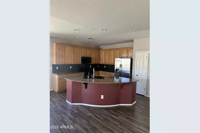 11864 W Monte Vista Road, Avondale, AZ 85392 - Photo 4