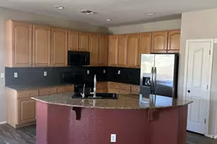 11864 W Monte Vista Rd, Avondale, AZ 85392 - Photo 4