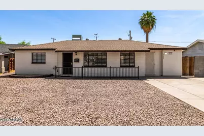 5635 N 35th Drive, Phoenix, AZ 85019 - Photo 1