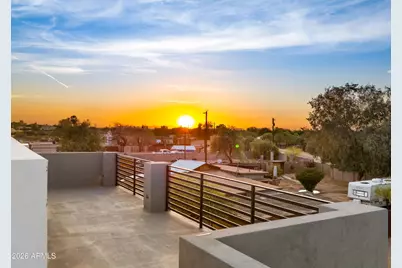 2940 E South Mountain Avenue, Phoenix, AZ 85042 - Photo 28