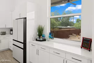 2940 E South Mountain Ave, Phoenix, AZ 85042 - Photo 6