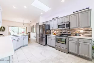 16824 W Palisade Trail Ln, Surprise, AZ 85387 - Photo 8