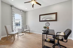 4254 E Valencia Dr, Phoenix, AZ 85042 - Photo 8