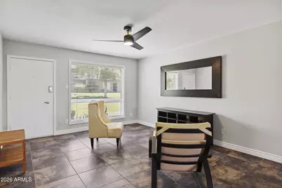 7141 N 16th Street #7, Phoenix, AZ 85020 - Photo 4