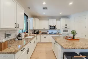 3852 E Comstock Dr, Gilbert, AZ 85296 - Photo 12