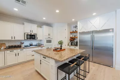 3852 E Comstock Drive, Gilbert, AZ 85296 - Photo 6