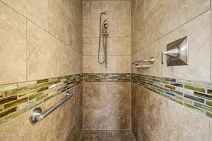 174 W Elm St, Phoenix, AZ 85013 - Photo 28