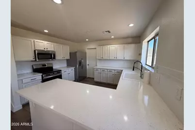 11524 E Quade Avenue, Mesa, AZ 85212 - Photo 10