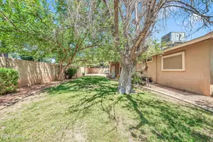 3828 N 36th St, Phoenix, AZ 85018 - Photo 24