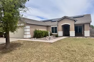 75 S Sycamore St, Florence, AZ 85132 - Photo 2