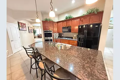 1928 W Spur Drive, Phoenix, AZ 85085 - Photo 8