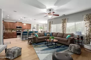 2695 E Rakestraw Ln, Gilbert, AZ 85298 - Photo 8