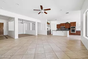 372 W Aster Dr, Chandler, AZ 85248 - Photo 10