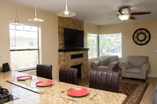 3202 N 37th St, Phoenix, AZ 85018 - Photo 10