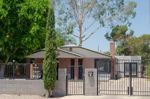 3202 N 37th St, Phoenix, AZ 85018 - Photo 4