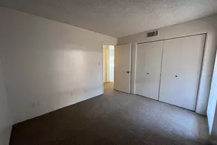 11040 N 28th Dr, Phoenix, AZ 85029 - Photo 16