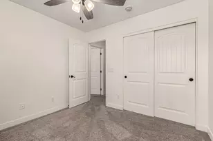 390 W Wisteria Pl, Chandler, AZ 85248 - Photo 22