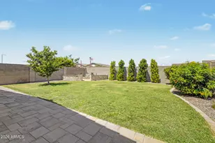13578 W Shifting Sands Dr, Peoria, AZ 85383 - Photo 16