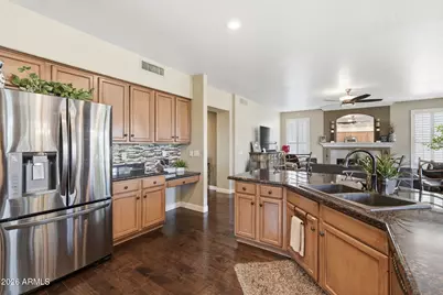 4021 E Kirkland Road, Phoenix, AZ 85050 - Photo 10
