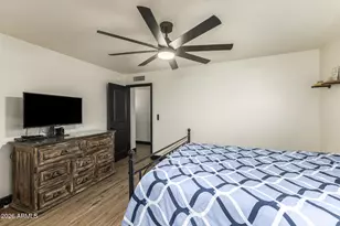 617 E Ellis Dr, Tempe, AZ 85282 - Photo 20