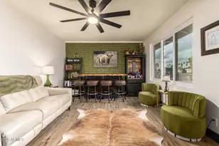617 E Ellis Dr, Tempe, AZ 85282 - Photo 6
