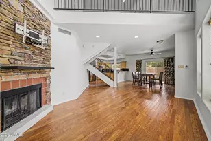 10247 N 12th Pl, Phoenix, AZ 85020 - Photo 1