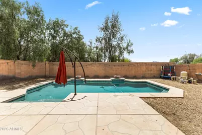 10203 W Albeniz Place, Tolleson, AZ 85353 - Photo 2