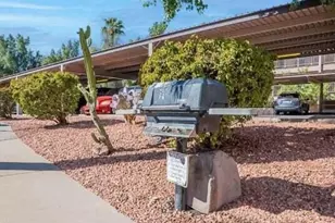 11040 N 28th Dr, Phoenix, AZ 85029 - Photo 18