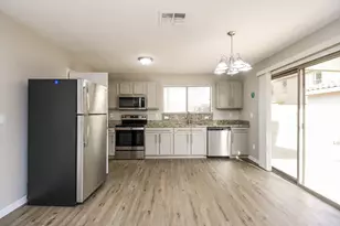650 E Woodsman Pl, Chandler, AZ 85286 - Photo 8