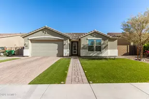 18735 W San Juan Ave, Litchfield Park, AZ 85340 - Photo 8