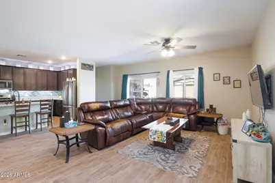 308 W Pacific Drive, Casa Grande, AZ 85122 - Photo 6