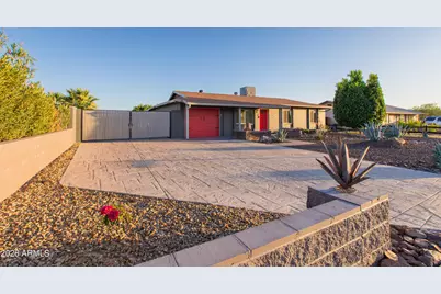 9813 E Adobe Road, Mesa, AZ 85207 - Photo 2