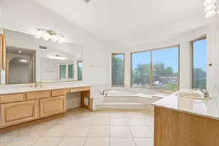 9153 E Palm Tree Dr, Scottsdale, AZ 85255 - Photo 16